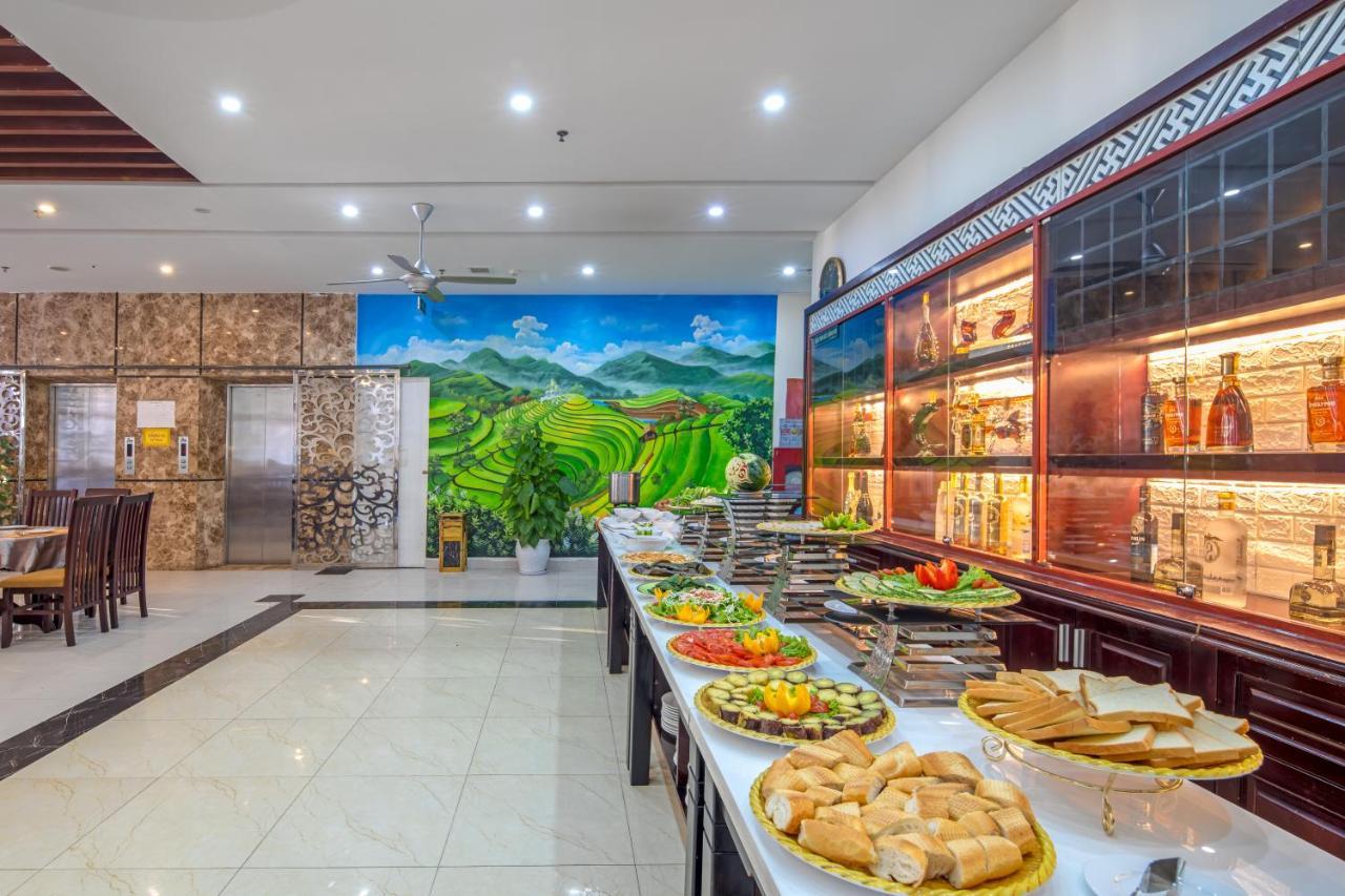 Tay Bac Hotel Da Nang Exterior photo