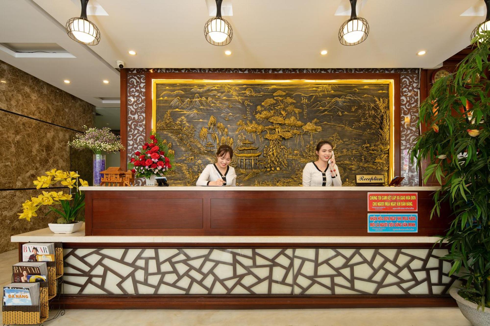 Tay Bac Hotel Da Nang Exterior photo